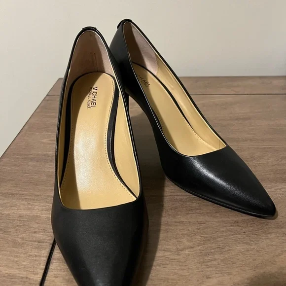 Michael Kors Black Leather Stiletto Heels - Picture 2 of 6